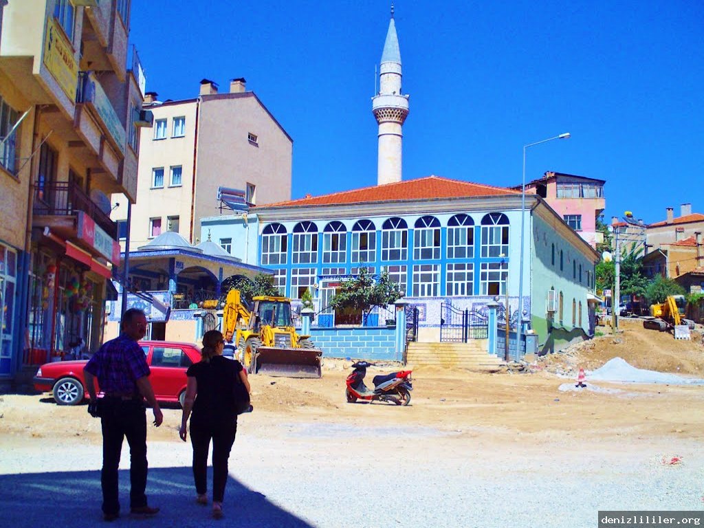 Merkez camii